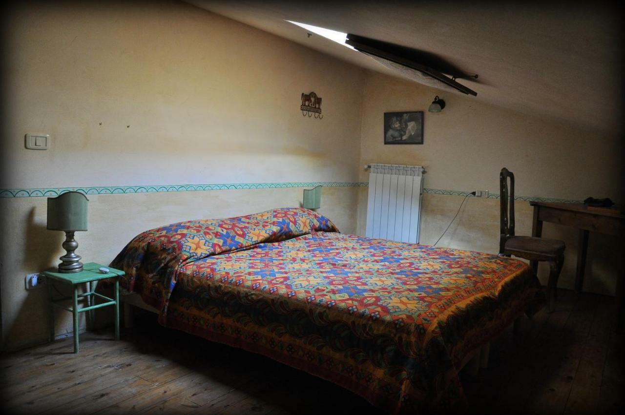 Podere Di Maggio - Casa Della Nonna سانتا فيورا المظهر الخارجي الصورة